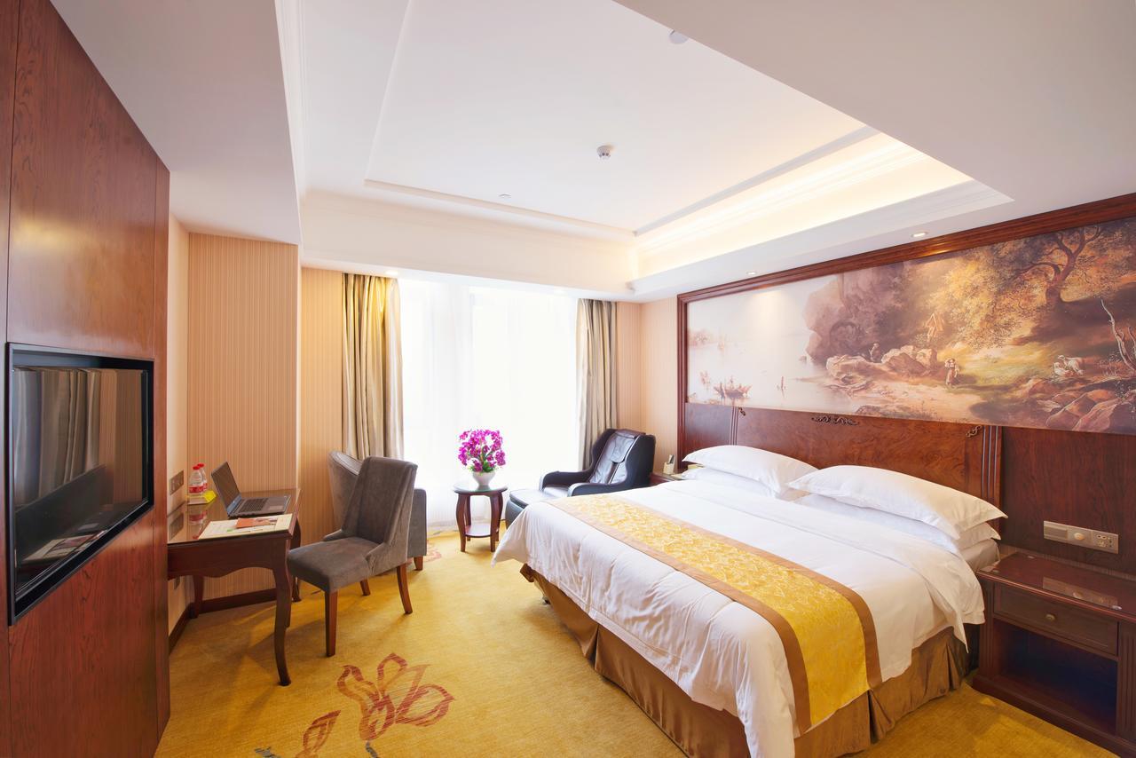 Vienna Hotel Jinshan New City Wanda Plaza Exterior foto